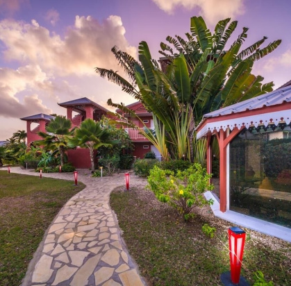Hôtel Palm Court Residence & Hotel at Orient Beach 4*, Séjour Antilles, Saint-Martin par Ôvoyages Hôtel Palm Court Residence & Hotel at Orient Beach 4*, Séjour Antilles, Saint-Martin par Ôvoyages