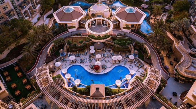 Hôtel Swissôtel Al Murooj Dubai 5*, Séjour Emirats Arabes Unis, Dubaï par Ôvoyages Hôtel Swissôtel Al Murooj Dubai 5*, Séjour Emirats Arabes Unis, Dubaï par Ôvoyages