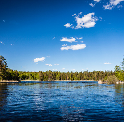 Escapade la Laponie Sous le Soleil de Minuit à Levi, Séjour Finlande, Laponie par Ôvoyages Escapade la Laponie Sous le Soleil de Minuit à Levi, Séjour Finlande, Laponie par Ôvoyages