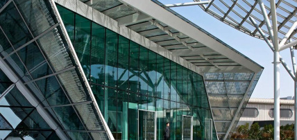 Hôtel Andaz Capital Gate by Hyatt 5*, Séjour Emirats Arabes Unis, Abu Dhabi par Ôvoyages Hôtel Andaz Capital Gate by Hyatt 5*, Séjour Emirats Arabes Unis, Abu Dhabi par Ôvoyages